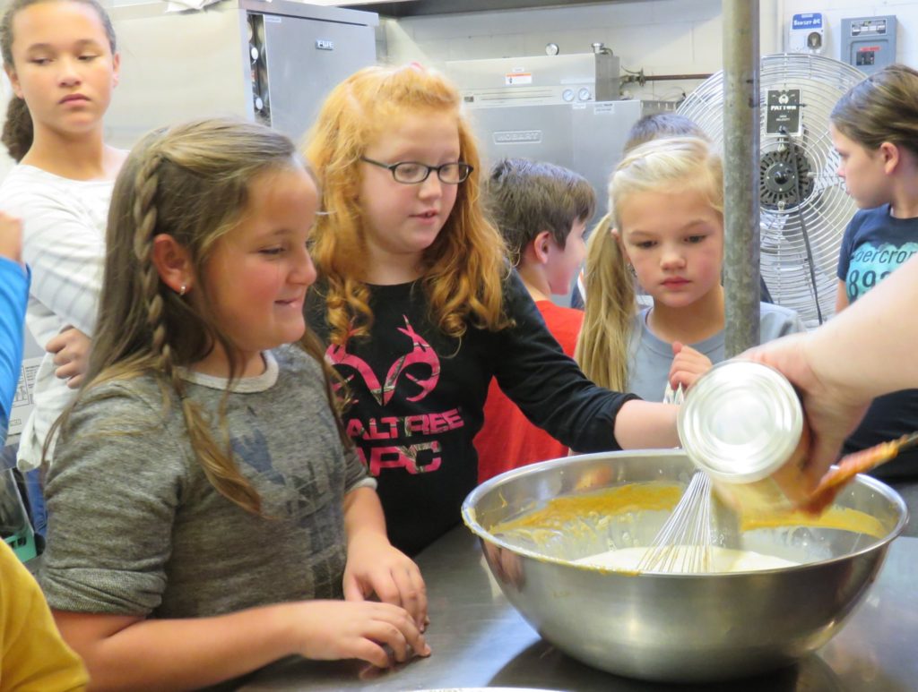 children making a pie